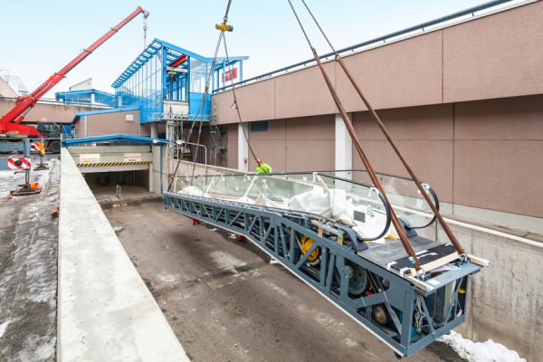 نصب پله برقی